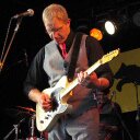 Simon Brady - @simonsguitars - Twitter