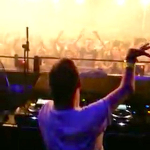 Hi Guys, for DJ bookings. Email me at eamoncleere84@gmail.com or phone +353862338365. Also check out my website ;)