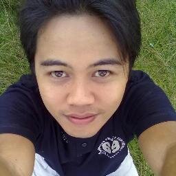 aq belajar setia dari orang_orang yang menghiyanatiQ. .