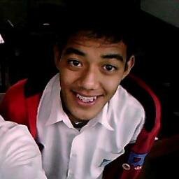 mencintai mu adalah hal terindah dalam hidup ku....!