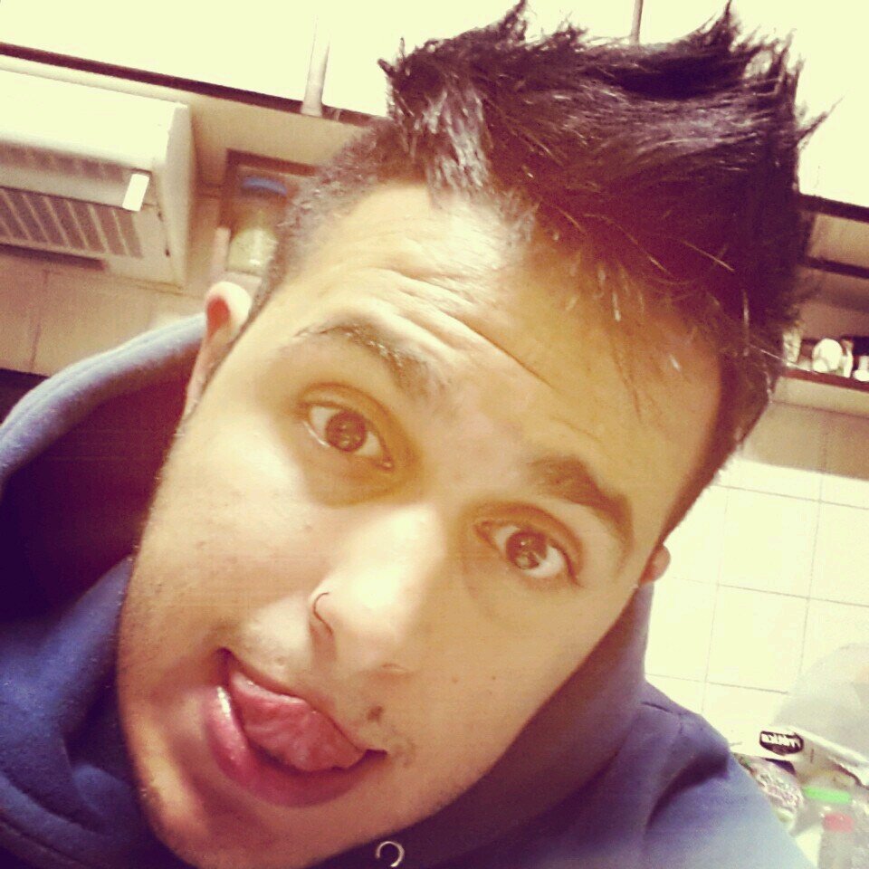 Whats: 9 8744 1229