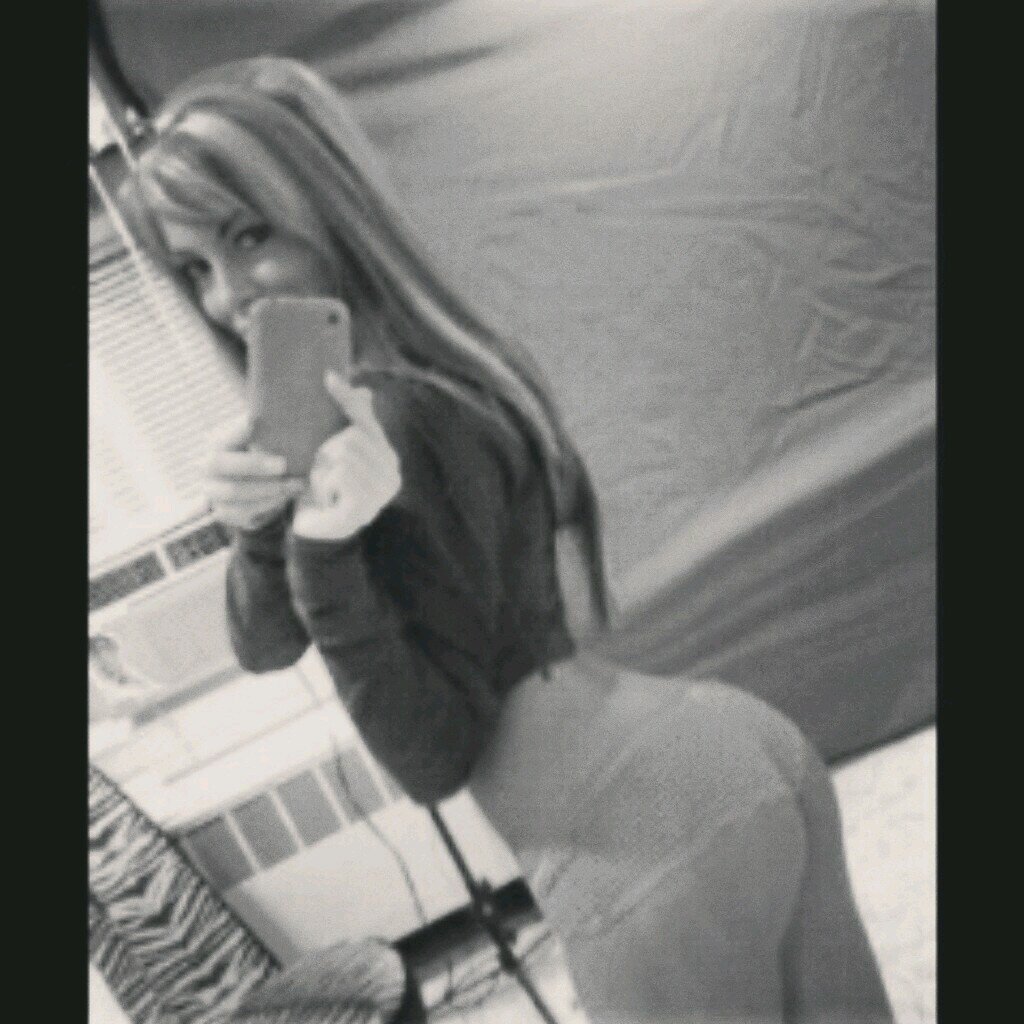 love you moppie kim/instaa