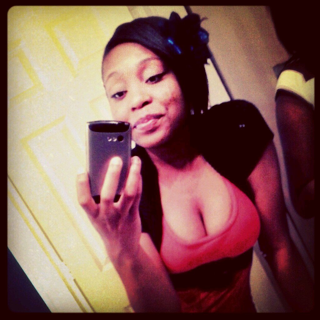 from@chicago illinois ,love new people and turning up : )