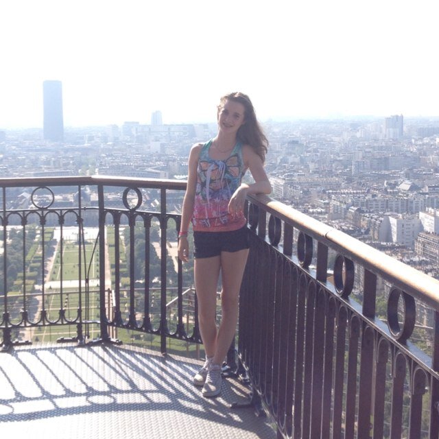isabelle charlotte lotte marie / isabella de blubvis / iris smeagle / Oleeee bff / belieber / instagram : sterreisabeau