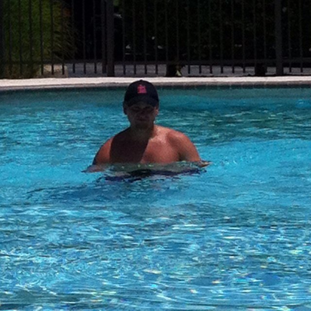 Hindrix89's profile picture. Play hard, work harder.