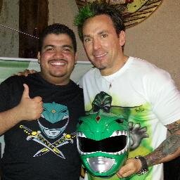 Desenvolvedor backend que queria ser um Power Ranger.
Vou codar um Megazord!

