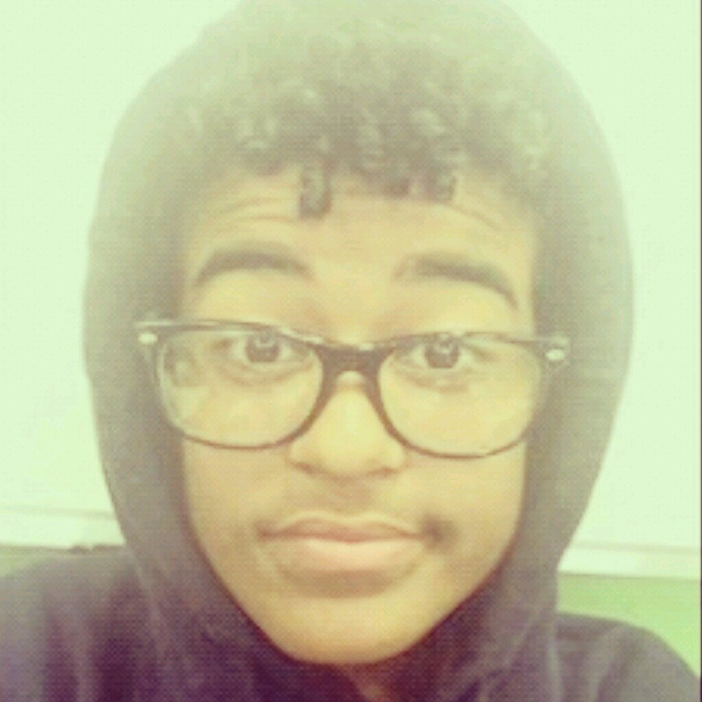 eu sou um livro ,e jesus e meu autor : )     instagram :_mbss