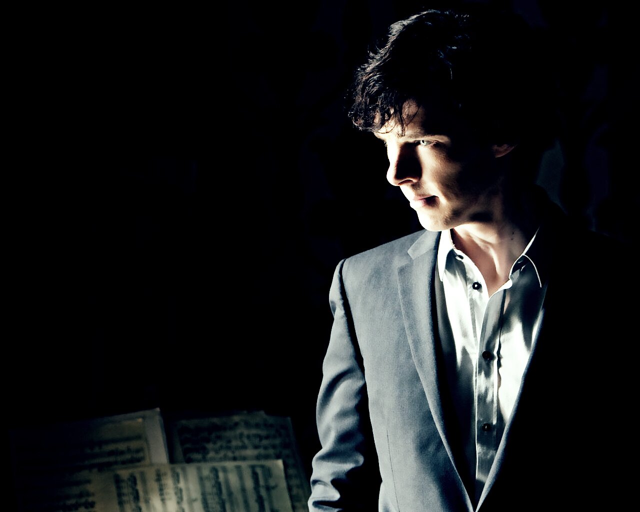 Consulting Detective, I invented the job and consider myself married to it. I observe everything.
From what I observe, I deduce everything.
//#SherlockRP//