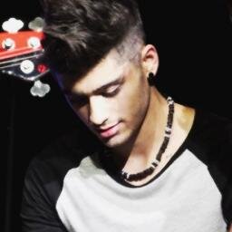 ZaynMashallah's profile picture. -Directioner- i'll always be here for Zayn, Niall, Liam, Harry and Louis. I can't describe how much i love them ❤ My main acc @Ziamiles -Ask for a followback-