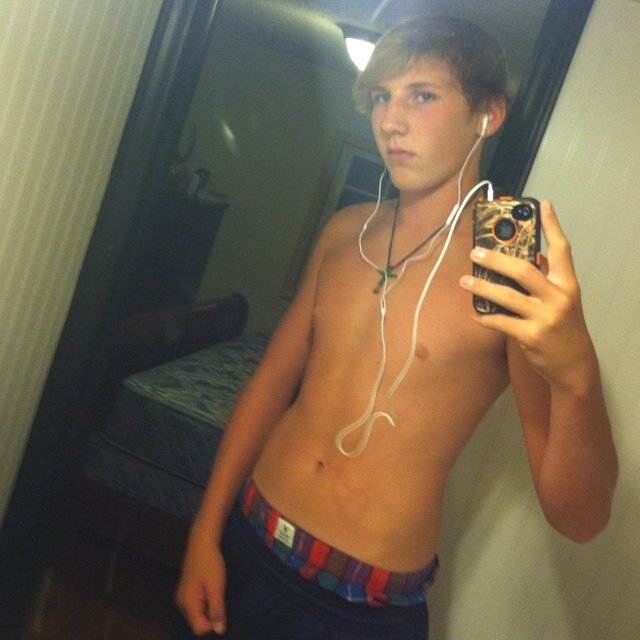 I love to ball my bestfreind is alex peacock