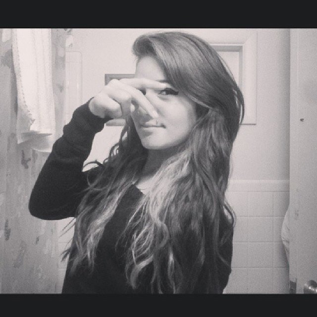 Hi I'm claire, Im a model, birthday in july c: I love Ghost town, sleeping with sirens and ect. cx :3 ✌ ☮