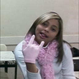 14 aninho, Baixinha e pá rs .http://t.co/2CJMXZzKvr