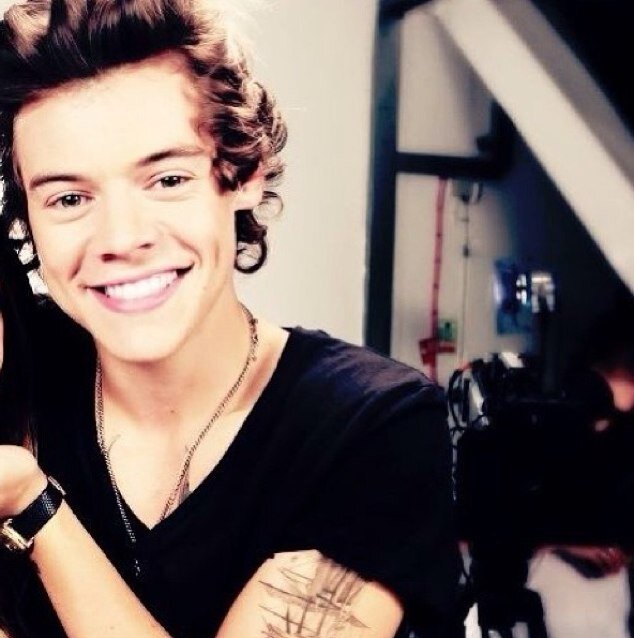160 characters isn't enough to describe my feels. But I love one direction so much k bye.