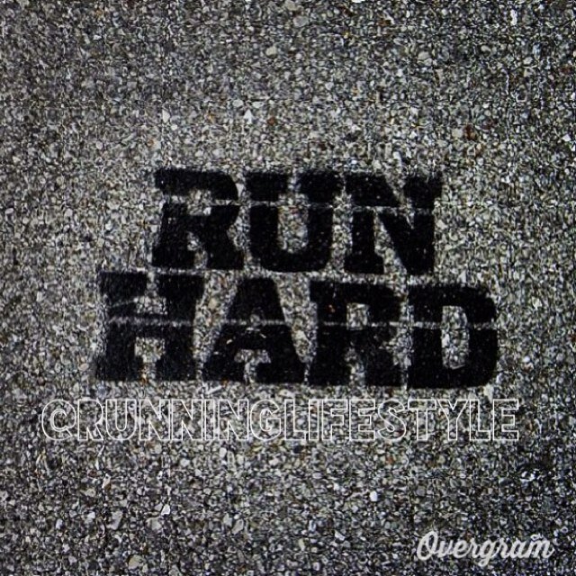 lifeoftherunner's profile picture. Follow on Instagram              @runninglifestyle