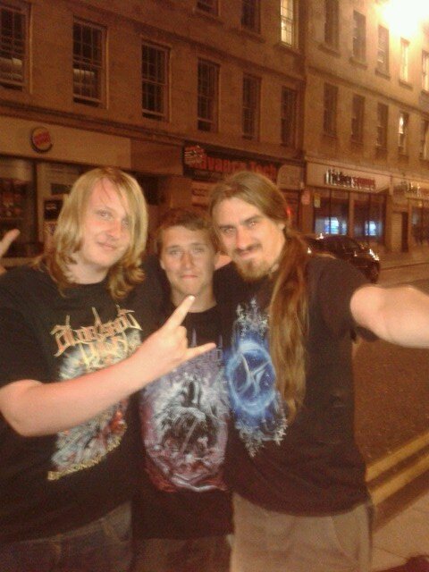 i do the odd YouTube video on the manicmetalhead channel, full time metalhead,  (HUGE sabaton and TÝR fan)
