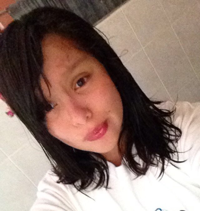 Vales por como eres no POR L eres!!!... Me encanta jugar futbol,la MUSICA,cantar.Mg 1D,selena g,taylor s,vale b,alba r,floorida,tini s,btr,katy p,nicki m,ETC...