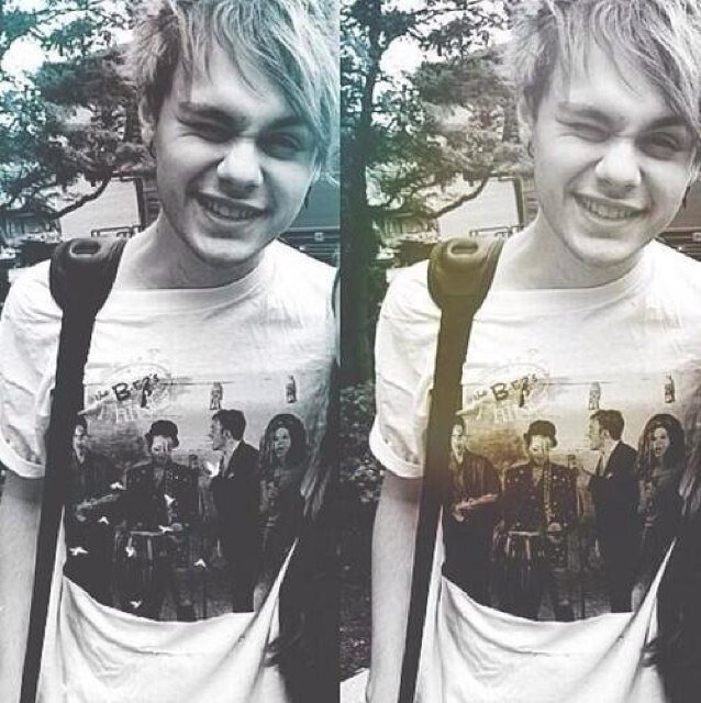if you're reading this, follow @oreomcclifford ask for a follow back.