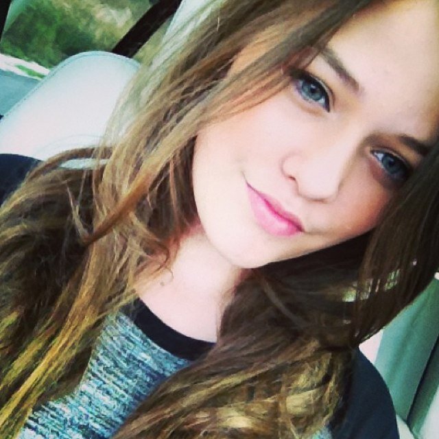 FizzyTommoCC's profile picture. That one girl, who's that one boy in a famous boy band's sister. #ThatMadeNoSense. [Single|RP]