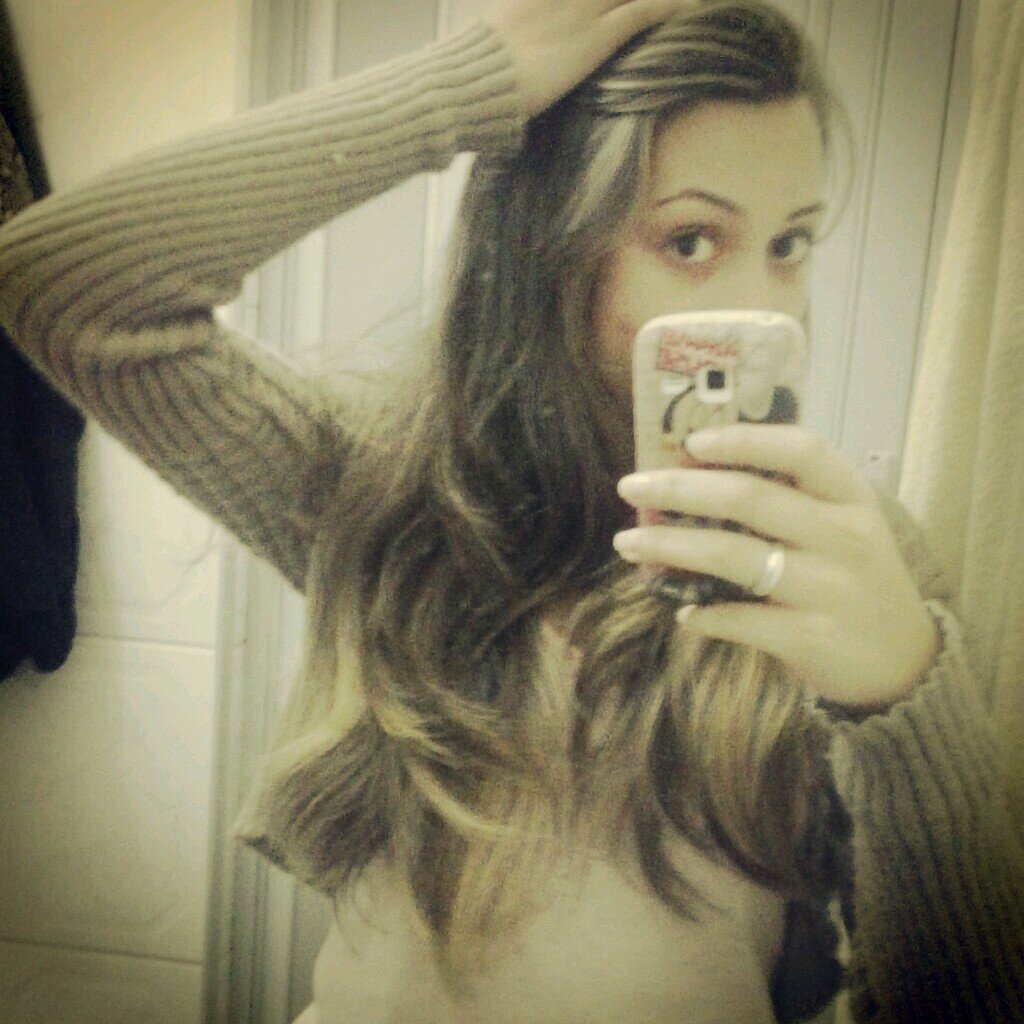 Eu sou a pessoa mais orgulhosa, ciumenta e sentimental que existe.. botem fé  __  | namorada do @_princeMath | http://t.co/gvkRIMpbcD