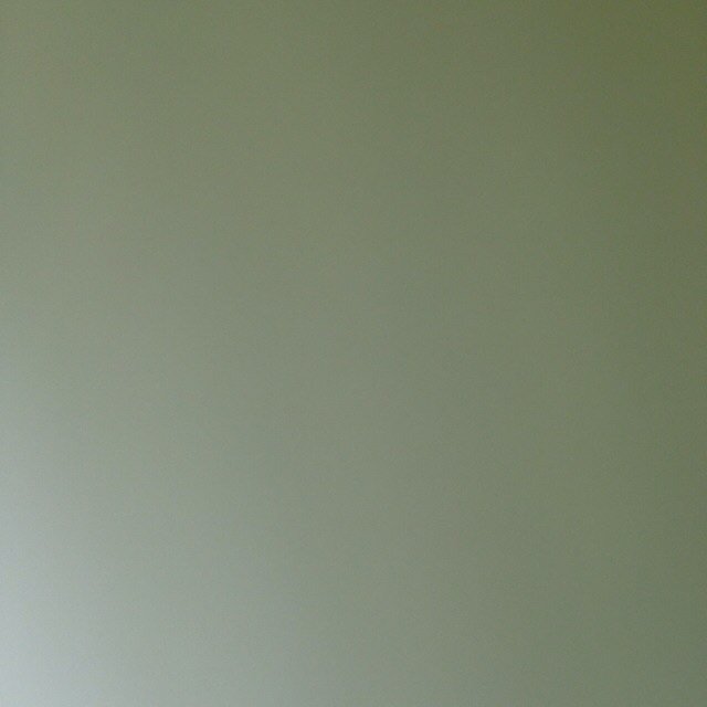 ‏يُقال انيّ مرادفه لكلمةة تهلكه فلا تلقيّ بَ يدك إليّ ..!! أكتُب :لِـ غائب لن يأتي ولن أذهب إليـه !!://