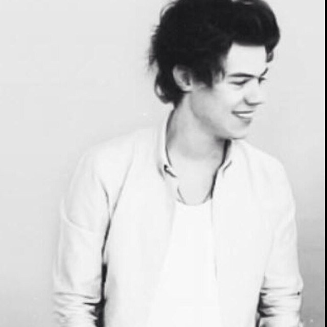 i like food and one direction 0/5 5eva|5sos y u so sexyyyy 0/4 ~ calum waved to me 6/29/13~ ASDFGHJKL:➡️https://t.co/Dg4bWW6FkC