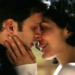 Twitter dedicado ao casal Érico e Verônica da novela Sangue Bom. Amantes, amigos, companheiros, parceiros.