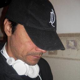 SOY AMANTE A LA BUENA MÚSICA DE LOS 80'S POR ESO TENGO MI  PROPIA RADIO ON-LINE PARA COMPARTIR CON TODOS USTEDES MI MÚSICA http://t.co/2wxSqL69DK