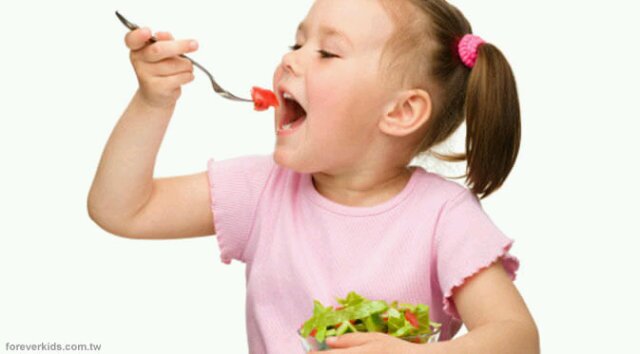 Panggil aku Gendut. Karena aku suka makan ;;) Yang mau tau info-info kuliner, silahkan follow » @kulineraddict