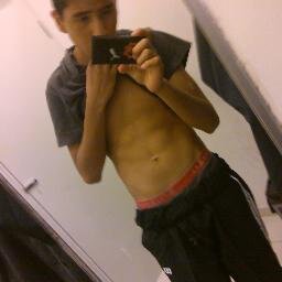 Solo_Isaac's profile picture. Guardare en mis ojos, tu ultima mirada.