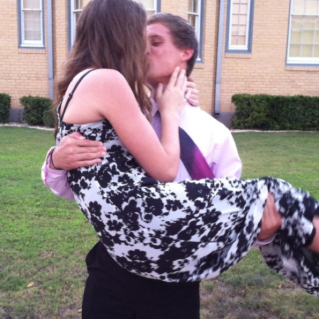Avi is me :) 
I love my boyfriend. With everything in me