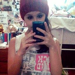 Idiot, de bem com a vida e estressadinha,

Pergunta ?:http://t.co/WYvbwTPIMb