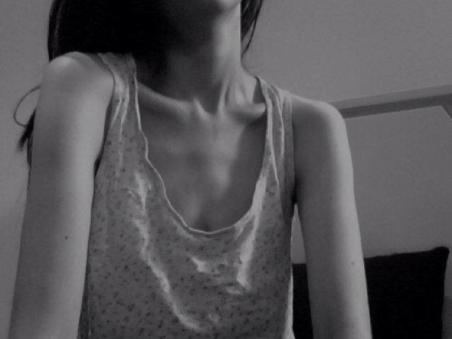 Fuck food, always try to be beautiful. 45 kilos~