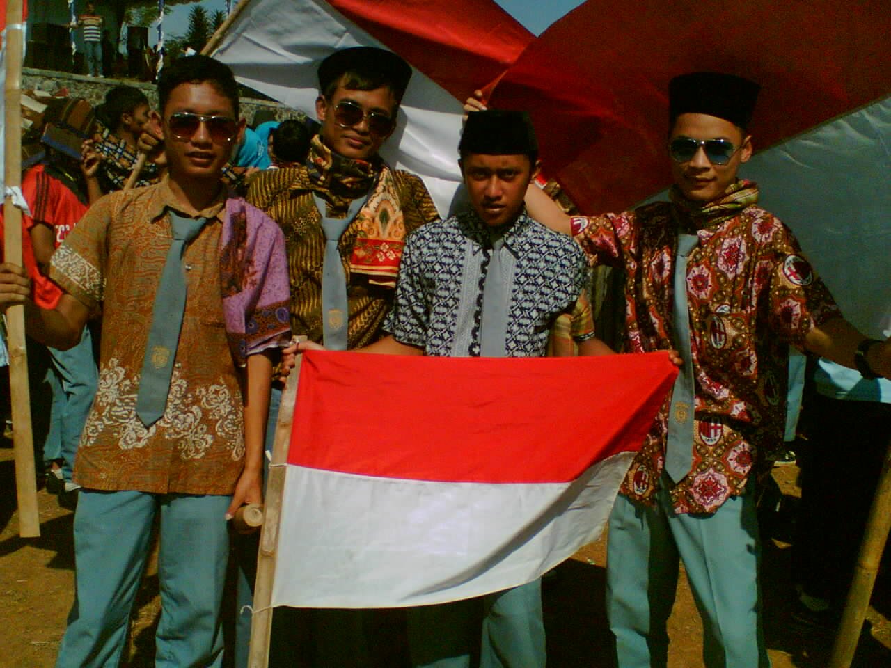 emmm?
aph iiak,
akku juga bingung w.