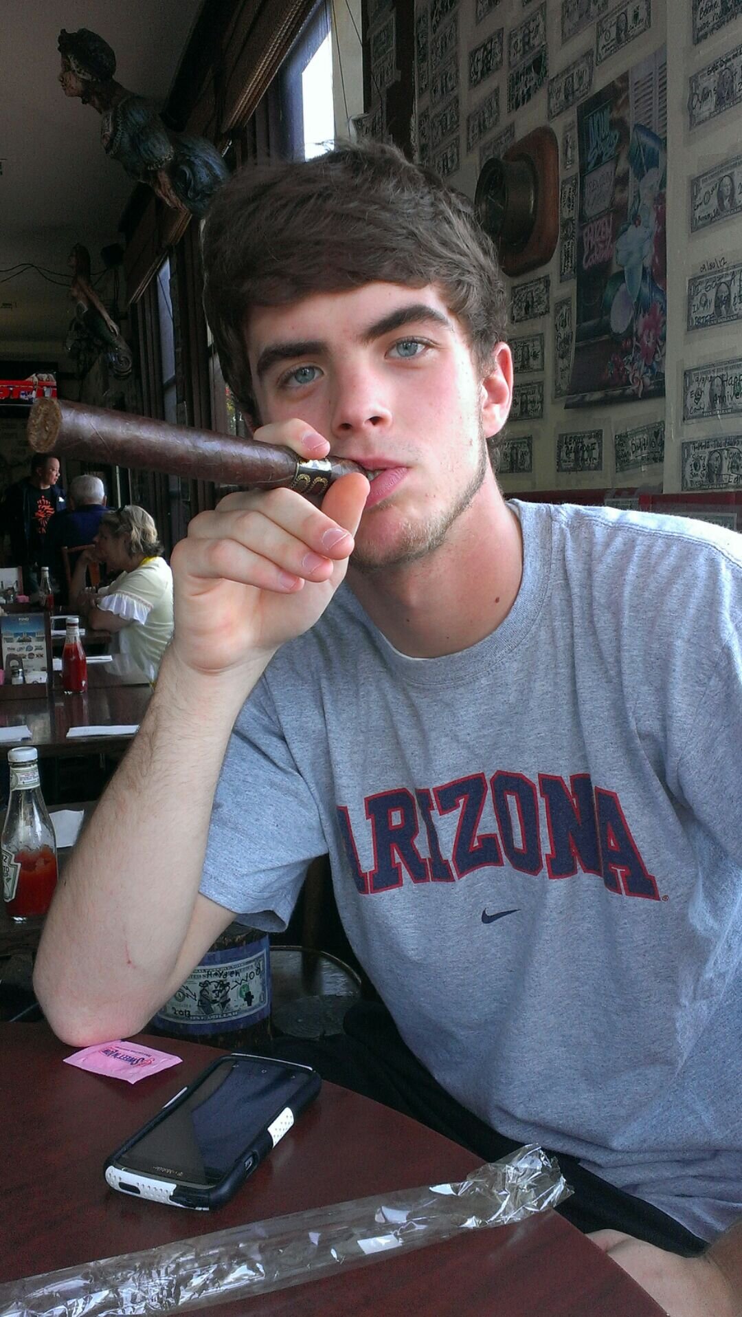 Gage (Gage_White) Twitter