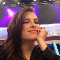 Lua Blanco a Perfeita, Sempre vai ser a minha Roberta Messi kkk  Te amo muito Minha lindona! @Lua_Blanco 3333