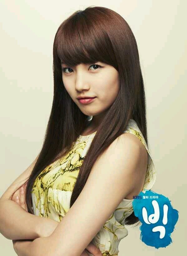 เป็นแอคฟอลของ @MissAsuzybot_ ถ้าฟอลแอคนั้น เบฟอลแถมให้อีกค่า ^^
