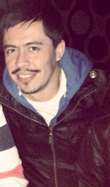 Ingeniero en Comercio Internacional ,dueño de una personalidad poco particular y un buen sentidon dhumor, luchador por sus ideales y muy amigo de sus amigos.
