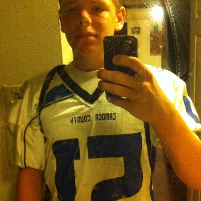 I go to camden county high school im 16 n i play football n basketball n hmu 252 202 2539