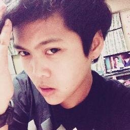ชื่อ เกต
อายุ 18
เพศ ทอม
คติ ชวิตนี้ไม่ขออะไร ขอมีเพียงแต่เทอเท่านั้นก้พอ//.