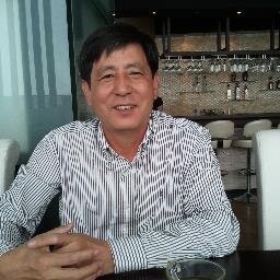 적어도 사람을 측정하는 잣대는 모든이에게 같아야 된다고 보는 사람입니다. 사진과 여행 그리고 중세 - 근대 역사책 읽기를 좋아하며, 김구, 장준하, 장태완, 김대중, 노무현 , 김수환 추기경님,조영래 , 함세웅, 한승헌 ... 이런 분들을 존경합니다