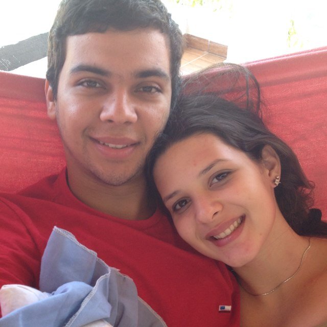 Seus amigos de verdade amam você de qualquer jeito.( Luis Fernando Verissimo)