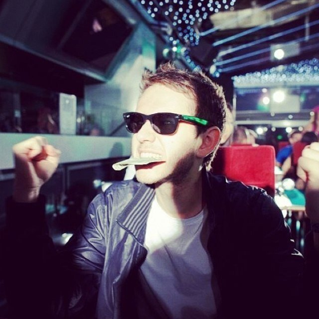 ShaveIt2's profile picture. Zedd save my life ❤