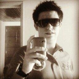 Só é feliz quem sabe o que quer :-)
http://t.co/tHYf48IDWS