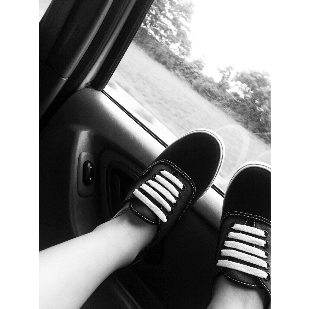small town girl , i have my battle scars, but we all do right? 15 years young.