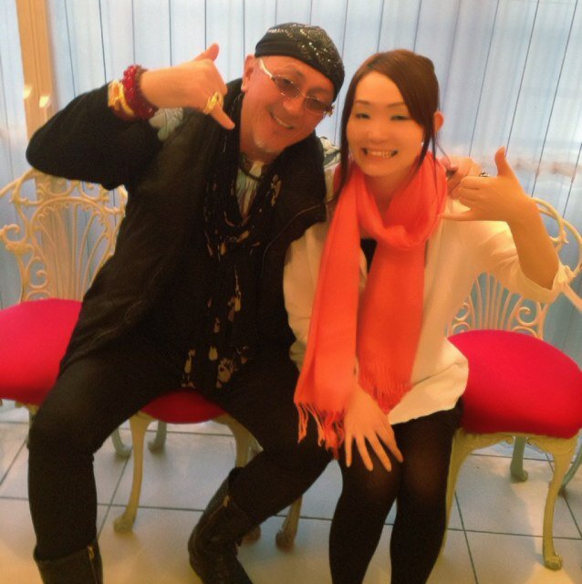 個人が強くなり集合する時代♡それがこの国を強くする♡時にはオフラインで自己を見つめよ♡外ではなく内に求めるべし♬独立女子♡変化の激しい時代、身軽さや気概が大事♡社会起業家。自立女子。ワインや日本酒に携わる/嗜む程度/歴女/都市開発