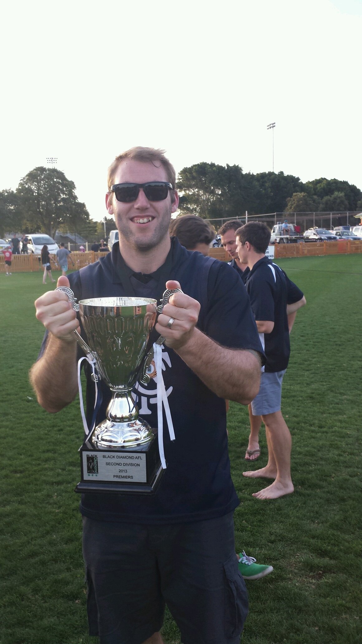 Husband and father. Collingwood fan. Arsenal fan. 49ers fan. Average guitarist. Mechanical aortic valve recipient.