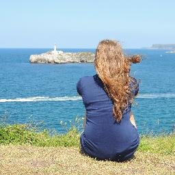∞ Life Lover, Dreams Follower ∞
 Enjoy the little things of life :3 Dibujando día a día una historia que contar :)
