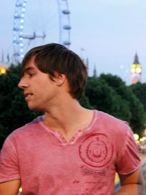 HeliFlyingFox's profile picture. 