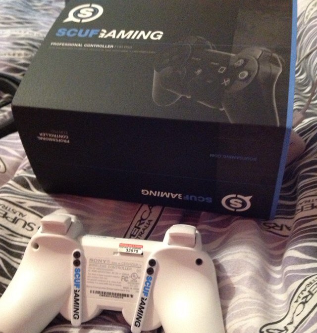 Hey im a gamer very competitive  R!0T gaming Youtube sub to me Curry kid Follow me everyone plz go sub to me plz http://t.co/lTsnF8Uzdy