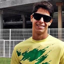 Não tocamos para agradar os críticos. Tocamos o que queremos, quando queremos e o quanto quisermos. E temos motivos para tocar.
